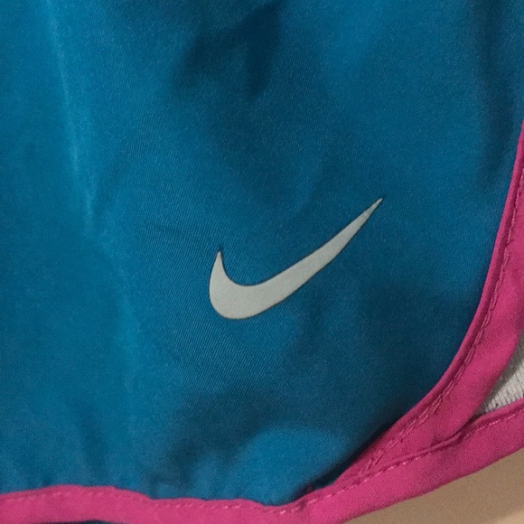 Blue and purple dri-fit Nike shorts (kids large) - Picture 3 of 6